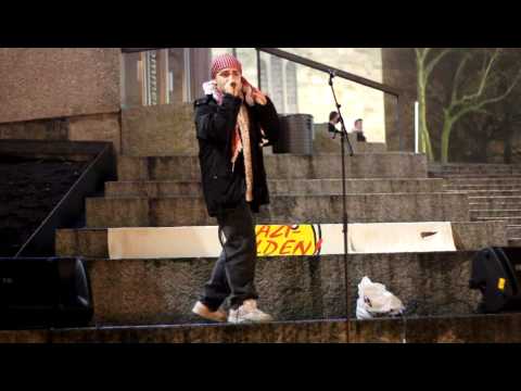 Taz - Oss vs: Dem (Aldri mer nazisme - markering av krystallnatta)