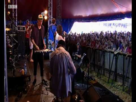 Broadcast 2000 - Don't Weigh Me Down (BBC Introducing stage at Glastonbury 2010)