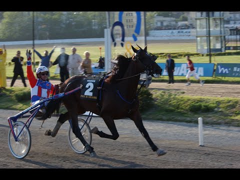 VARENNE VINCE GRAN PREMIO LOTTERIA DI AGNANO DI NAPOLI 2002