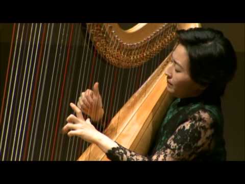 Naoko Yoshino / Fauré: Une châtelaine en sa tour...　吉野直子 / フォーレ：塔の中の王妃