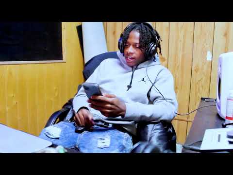 Numba4oe- “MiddleOfWar”(Official Music Video)