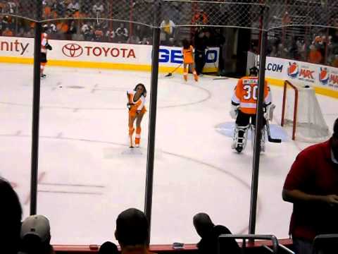 NHL Flyers Ice Girls