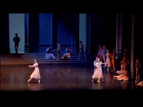 Le Lac des Cygnes - Entrée du Pas de trois (Acte I)