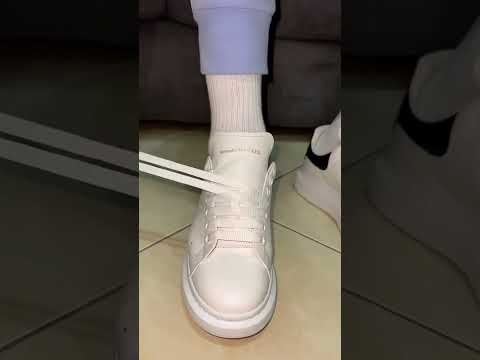 The Perfect and Simple Way to Lace Alexander McQueen #footcomfort #lacing #alexandermcqueen #shoes