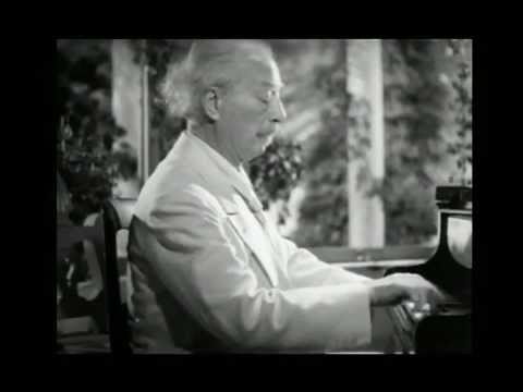 Paderewski plays "Menuet" in G - 1937 movie