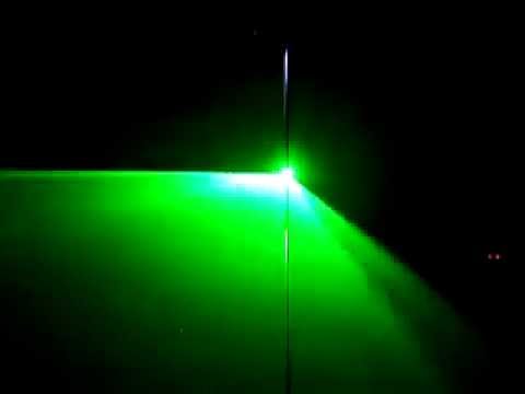 ĐÈN TRANG TRÍ LASER LIGHT màu xanh lá  1 tia cho karaoke  phủ rộng
