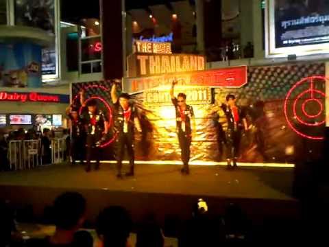 App.Man cover 4Minutes [020711] @ The Mall ngamwongwan_Audition Stage