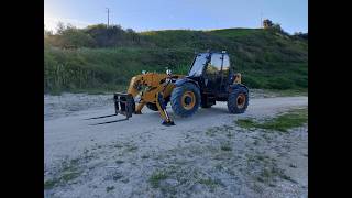 Ładowarka teleskopowa Caterpillar TH514 | Obrazek 4 - Machineryline