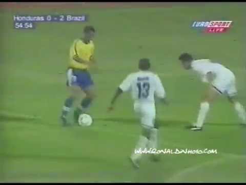 Ronaldinho vs Honduras 1999