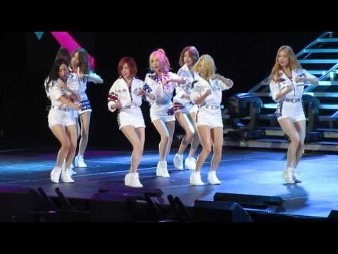 [FANCAM] 150808 Girls' Generation (SNSD)- Catch Me If You Can (KCON in New York)