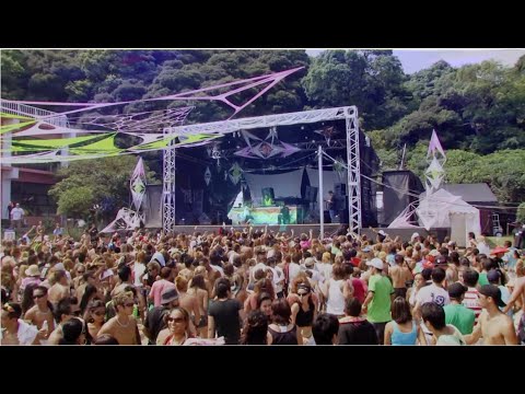 Michele Adamson - fineplay the beach 2008