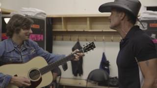 Backstage at Soul2Soul: Tim McGraw and Charlie Worsham cover Glen Campbell &quot;Rhinestone Cowboy&quot;