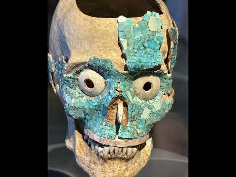 Oaxaca Travel Guide: Museo de las Culturas, Tomb 7 Treasures & The Giant Tule Tree |Walts Wanderings