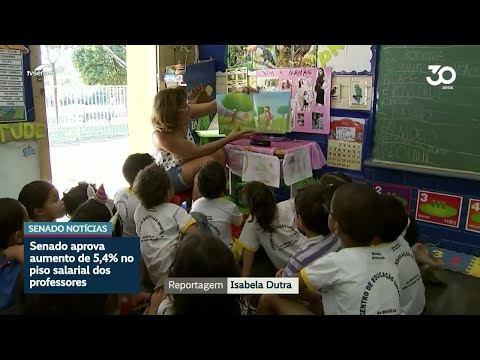 Reajuste de 5,4% no piso salarial dos professores vai à sanção
