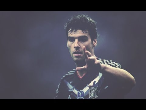 Yoann Gourcuff / Lyon v Quevilly / Coupe de France / 2011-2012