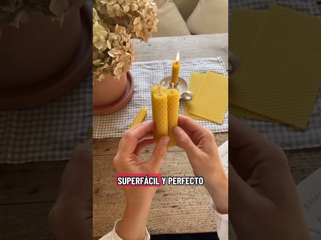 Vídeo relacionado con BeesWax World - Velas de cera de abejas hechas a mano, velas de cera natural con mecha de algodón, 100% cera de abejas, decorativas y sostenibles, diseños de signos del zodiaco a elegir (Cáncer)