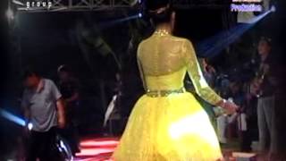 Download lagu 02 badai   yusnia zbro mp3