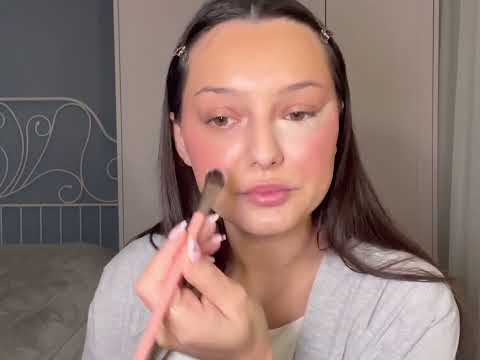 MY FIRST YOUTUBE VIDEO, makeup and q&a