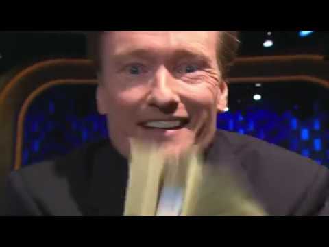 [KOR SUB] 록펠러 센터에서 400달러를 쓰고 다니는 코난 오브라이언 1부