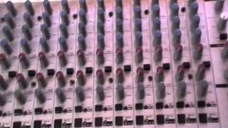 Video thumbnail for Peavey PVI-100 Microphone Review by seansy59