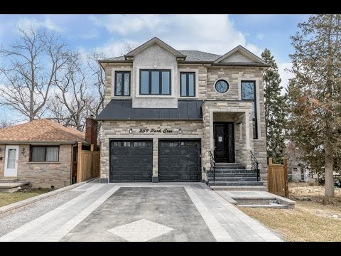 539 park crescent  Pickering   L1W2C8