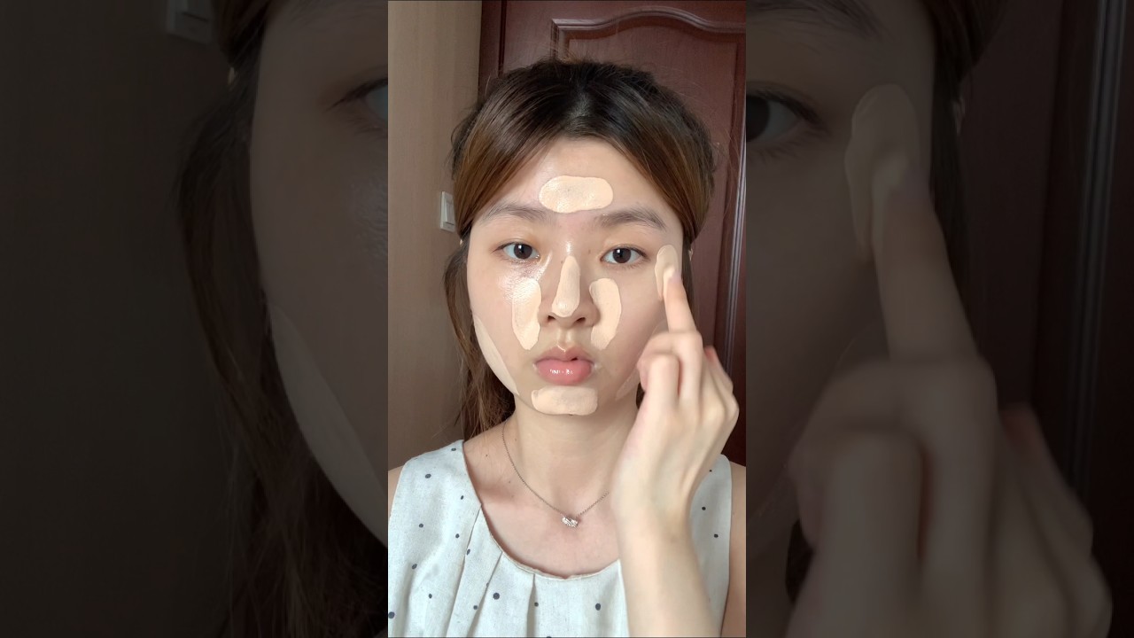 WOW! Fake Natural Makeup in 5 Mins | Perfect for Round Faces