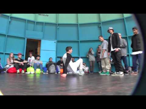 ZIK Hell vs Два Сереги быстрые ноги