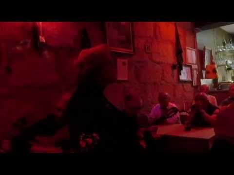 ODETE LOUROSA FADO, NA TASQUINHA DA MARIA NA RUA DO RECEAREI,Nº 417,PADRÃO DA LÉGUA