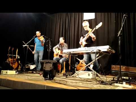 Fiktivní hodnoty (Pavel Pokorný & Jarda Burian & Petr Novotný) - divadlo Ampulka Třebíč