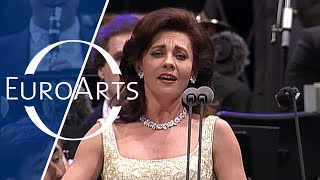 Andrea Rost: Johann Strauss - Csárdás from "Die Fledermaus" (Vienna Philharmonic Orchestra)