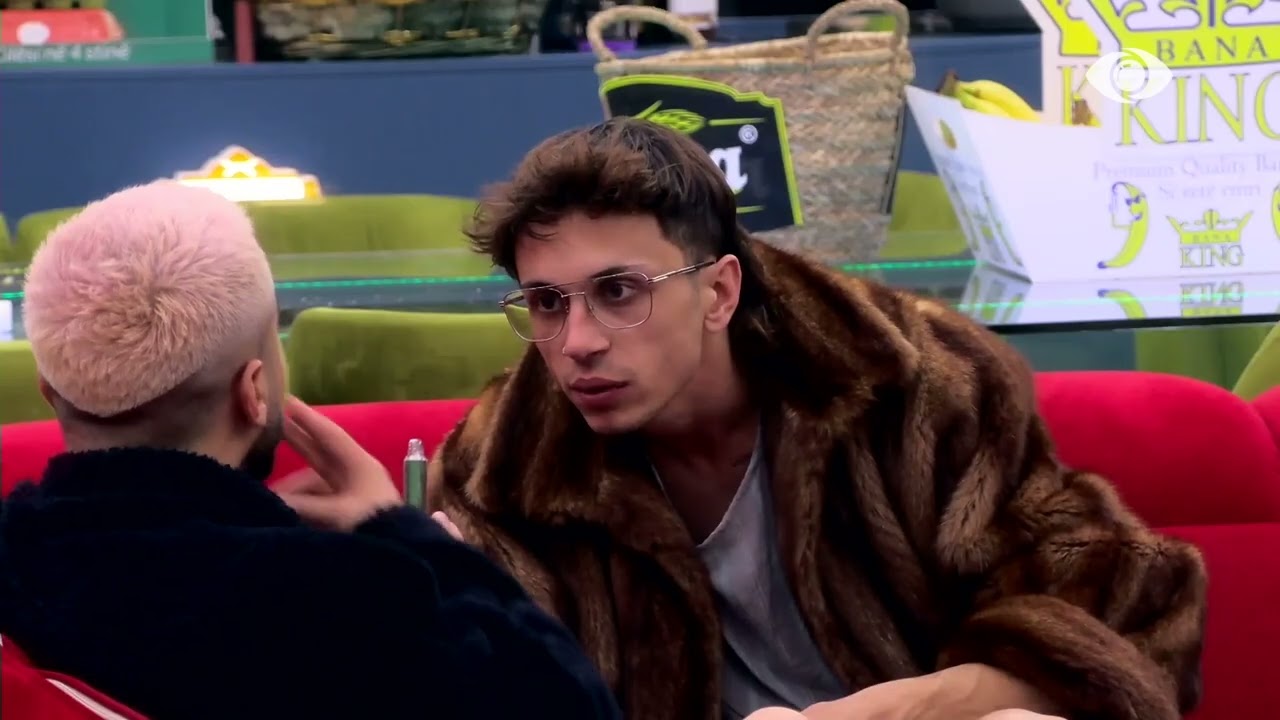 “Nuk të lejoj të zësh tualetin”/ Gjesti u propozon plan loje, Vserlo: Banjën jo… - BBVA 4