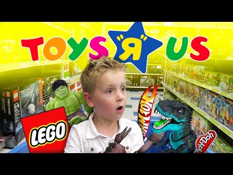 Toys R Us Shopping and Toy Haul for LEGO withy Little Flash! | KIDCITY Video