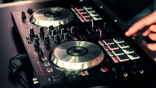 Video thumbnail for Pioneer DDJ-SB Serato DJ Controller by Guitar Center