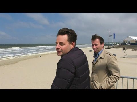 "Ik was de gaywatch" - VAN DER VORST ZIET STERREN