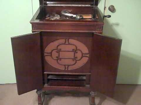 CARL FENTON'S ORCH. - RIO RITA - ROARING 20'S.MP4