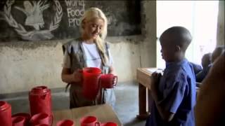 Christina Aguilera Light Up The Sky Hunger To Hope 2013