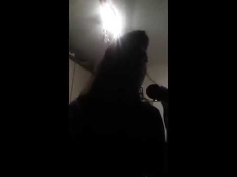 Marica Rotondo @home singing NATURAL WOMAN
