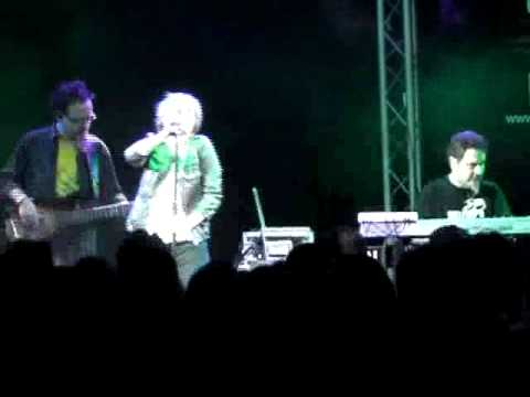 Laura Bono - Crossroads Live Club 28/1/2011