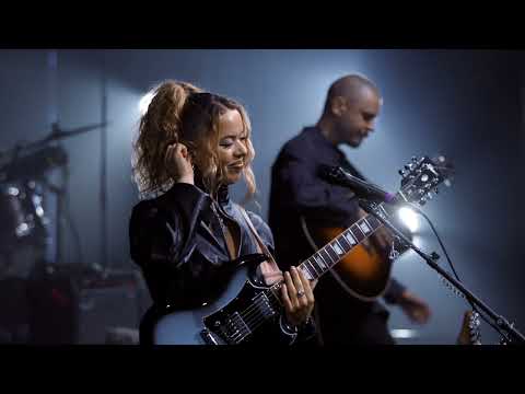 Nilüfer Yanya - 'Like I Say (I runaway)' (Live from London)