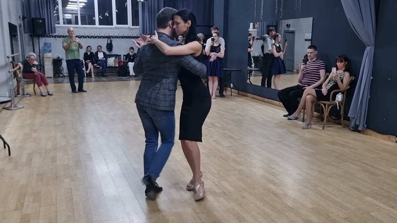 Video thumbnail for Milonga: Multiple ocho cortado + option for men's footwork | Mikhail Tchudin - Elvira Kashkarova