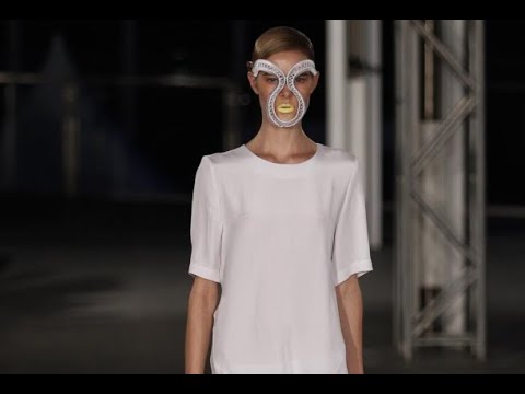 MAGDALENA VELEVSKA Spring 2012 Australian FW - Fashion Channel