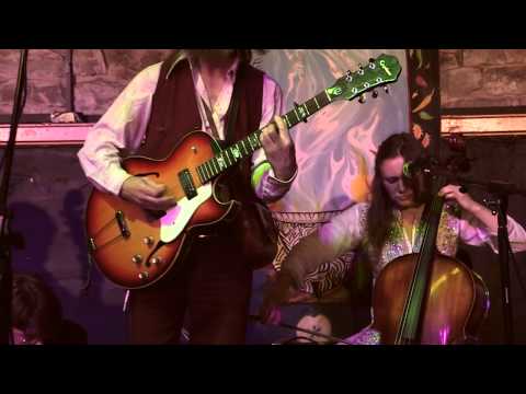 Circulus perform Toccata Arpeggiata (Kapsberger 1604)