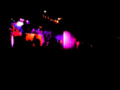 Funky Fresh Boulevard 2011 - Bingo Players - 'Chuckie & Hardwell - Move it 2 the drum' (2)