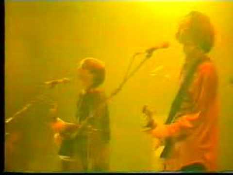 Crowded House - Distant Sun (Fleadh Festival)