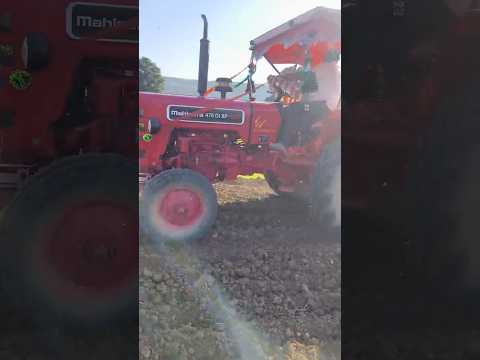 mahindra urai pr chlta huwa #farming #ketibadi#mahindra #tractor #farming#dalrchana #shortvideo