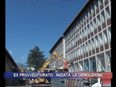 Ex Provveditorato, iniziata la demolizione