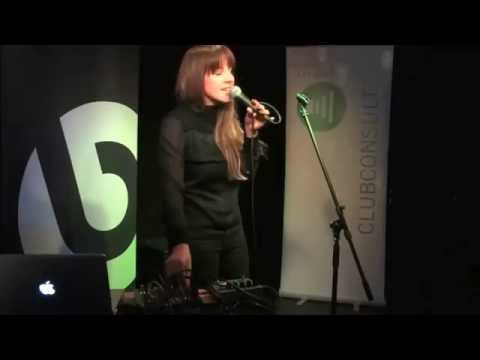 Clara Hill - live mashup @BerlinMusicCommission