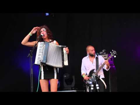 Molotov Jukebox - Housefire Smile (Live at Summer Sundae 2012)  HD 1080p