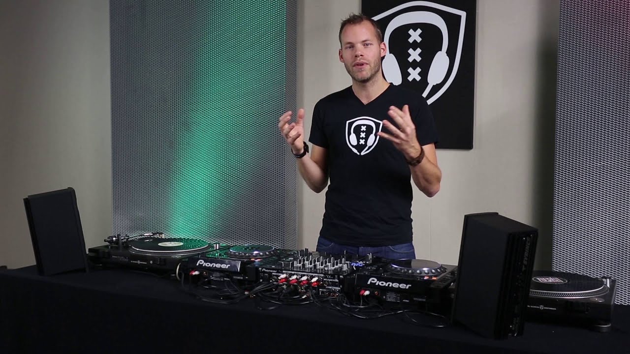 How to become a professional DJ, TIMING: Control the ENERGY