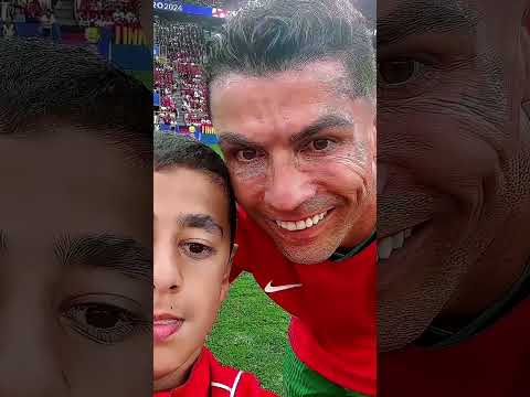 cristiano tem mais humildade que Messi 🥰